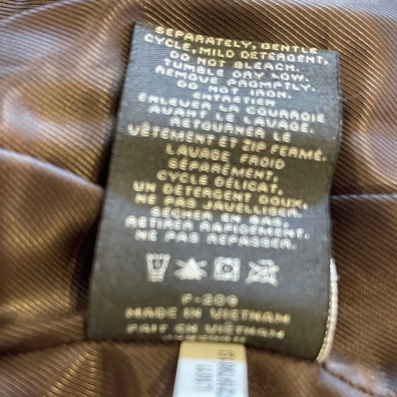 NEW! Vince Camuto Belted, Quilted Jacket Size XS - Picture 13 of 15